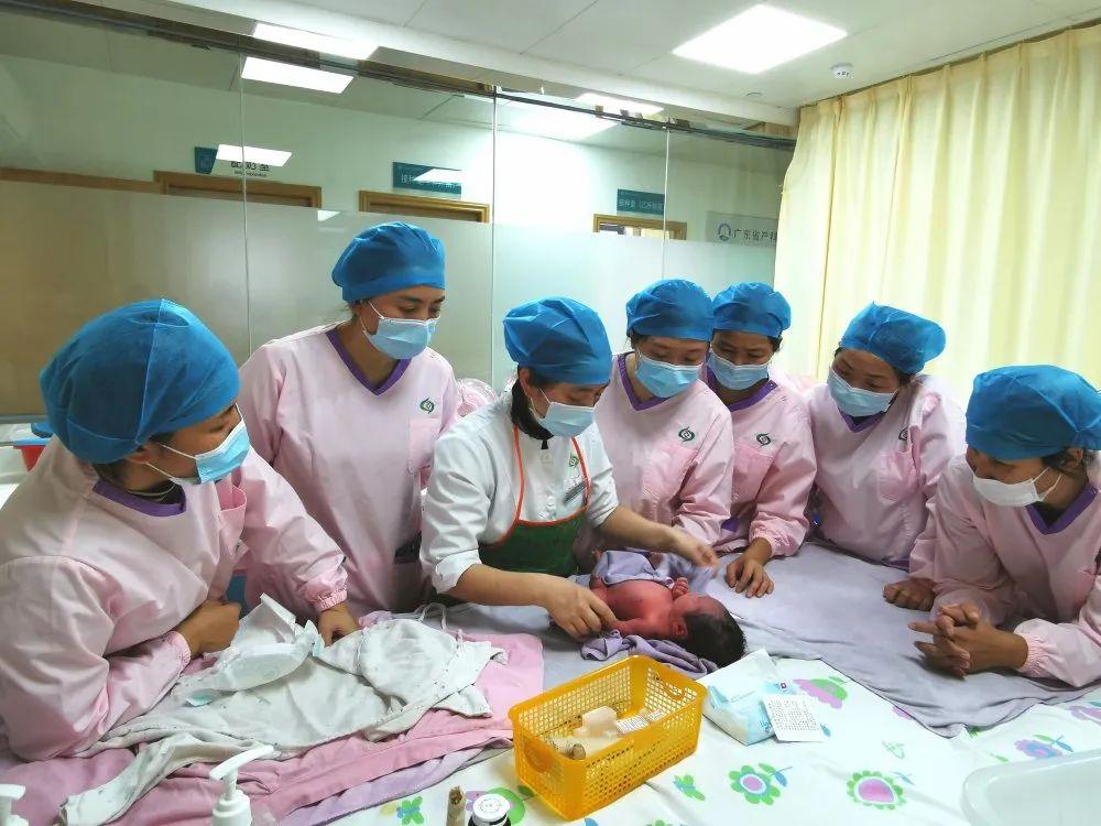 寿光市妇婴监护型护送